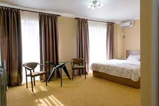 Отель Отель Виктория Капшагай Двухместный номер «Комфорт» с 1 кроватью-1